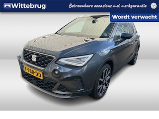 Seat Arona 1.0 TSI FR Business Connect / Digitaal dashboard / Camera / App connect / Parkeersensoren V+A / Climate controle / Alcantara /