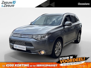 Mitsubishi Outlander 2.0 PHEV Instyle+ | Stoelverwarming voor | Leder interieur | Achteruitrijcamera | Climate control | Cruise Control