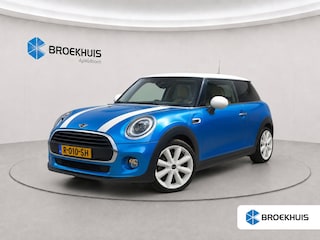 Mini Cooper 1.5 Chili Serious Business | Achteruitrijcamera | Afwijkende dakkleur | Bluetooth telefoonvoorbereiding