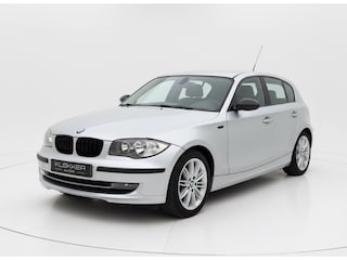 BMW 118i Business Line Automaat|Carplay|NWE distributieketting etc.