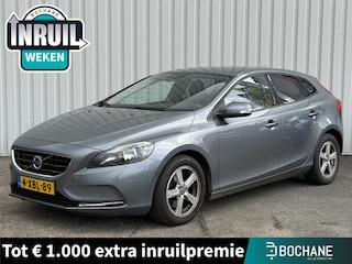 Volvo V40 1.6 T2 Momentum | Navigatie | Climate Control | Cruise Control | Parkeersensoren | Lichtmetalen velgen 16"