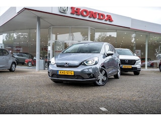 Honda Jazz 1.5 Full Hybrid Executive Automaat | Volledig dealeronderhouden | All Season banden | Dode hoek detectie | Carplay | PDC | Camera