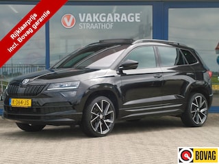 Skoda Karoq 1.5 TSI Sportline Business, Automaat / Trekhaak / Schuifdak / Virtual Cockpit / Canton Audio / 19' Sportvelgen