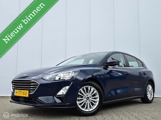 Ford Focus 1.0 ECOBOOST TITANIUM AUTOMAAT/KEYLESS/CAMERA/LED/STOEL-STUURVERWARMING/CLIMATE
