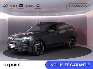 Volkswagen Tiguan 1.5 eHybrid R-Line Edition 272 pk Automaat (DSG) | Verlengde garantie | Navigatie | Panoramadak | Trekhaak (wegklapbaar) | Stoelverwarming v/a | Black Style pakket | R-Line |