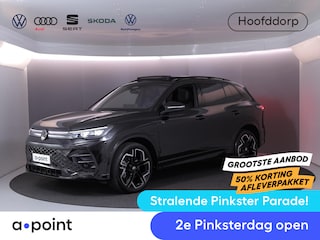Volkswagen Tiguan 1.5 eHybrid R-Line Edition 272 pk Automaat (DSG) | Verlengde garantie | Navigatie | Panoramadak | Trekhaak (wegklapbaar) | Stoelverwarming v/a | Black Style pakket | R-Line |