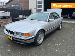 BMW 735I EXEC.HIGH-LINE v8 Automaat 175Kw Youngtimer!!