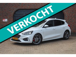 Ford Focus 1.0 EcoBoost ST-Line - Titanium Business - Automaat - ACC - Camera - Winterpakket - LED