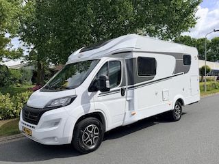 Carado T337 Fiat Camper 140PK Automaat•TV•Airco