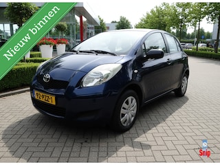 Toyota Yaris 1.0 VVTi Cool
