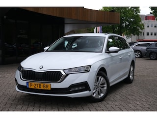 Skoda Octavia Combi 1.5 e-TSI Business Edition|Rijklaar!|Trekhaak|Sfeer|Carplay|Schakelpaddles|Rijstrooksensor