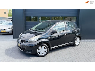 Toyota Aygo 1.0-12V Dynamic Blue Airco|5Deurs|NW Koppeling