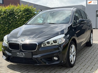 BMW 2-serie Tourer 218i Essential 5-deurs -automaat|HUD|Lane assist|Dealeronderhouden