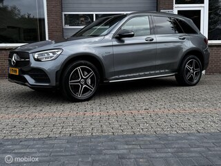 Mercedes-Benz GLC 300e 4MATIC AMG PANO/STER.HEMEL/VOL!
