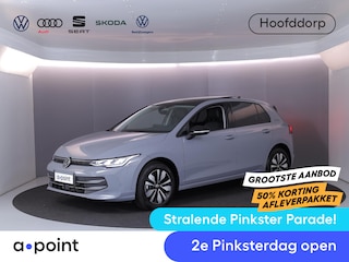 Volkswagen Golf 1.5 eTSI Life Edition GOAL 116 pk Automaat (DSG) | Verlengde garantie | Navigatie | Panoramadak | Parkeersensoren | Autom. airco (3 zones) | Stoelverwarming |
