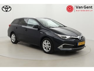 Toyota Auris Touring Sports 1.8 Hybrid Executive | Panoramadak | Navigatie | Stoelverwarming | Parkeersensoren voor/achter | LED | Keyless | Cruise Control | Clima | Camera | Rijstrooksensor | 16 inch | Bluetooth