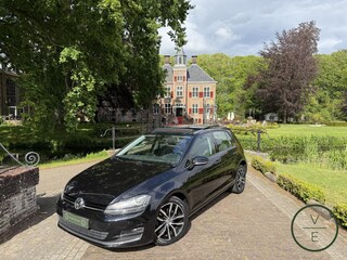 Volkswagen Golf 1.4 TSI Highline | DSG | Pano |