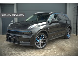 Lynk & Co 01 1.5 | Panoramadak | Stoelverwarming | Keyless | Apple Carplay | Adaptive Cruise Control | Infinity | Navigatie | Camera | Parkeersensoren |