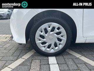 Toyota Aygo 1.0 VVT-i x-play (Carplay Navigatie - Camera)