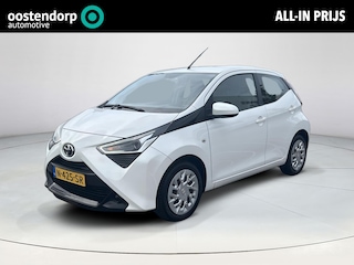 Toyota Aygo 1.0 VVT-i x-play (Carplay Navigatie - Camera)