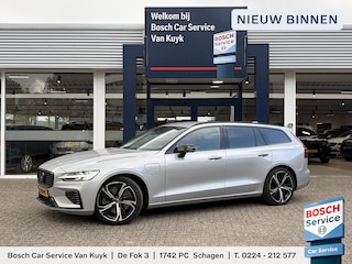 Volvo V60 2.0 T6 Plug-in hybrid AWD Plus Dark / Binnenkort Beschikbaar! / Meer foto's volgens spoedig! /