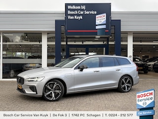 Volvo V60 2.0 T6 Plug-in hybrid AWD Plus Dark / Binnenkort Beschikbaar! / Meer foto's volgens spoedig! /