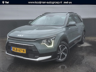 Kia Niro 1.6 GDi DynamicLine Navigatie, Smart Key, Parkeersensoren voor + achter, Achteruitrijcamera, Climate control, BTW-auto, NL-auto