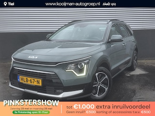 Kia Niro 1.6 GDi DynamicLine Navigatie, Smart Key, Parkeersensoren voor + achter, Achteruitrijcamera, Climate control, BTW-auto, NL-auto