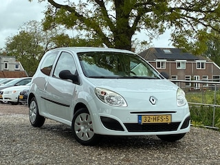 Renault Twingo 1.2 Authentique | 103.000 NAP + Airco nu € 2.975,-!!!