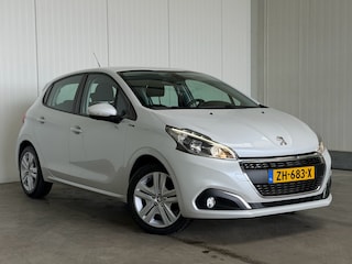 Peugeot 208 1.2 Signature Carplay! D-riem vv.! ORG. NL!