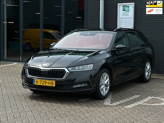 Skoda Octavia Combi 1.0 e-TSI Business Edition/CAMERA/CARPLAY/STOELVERWARMING/NETTE STAAT!!