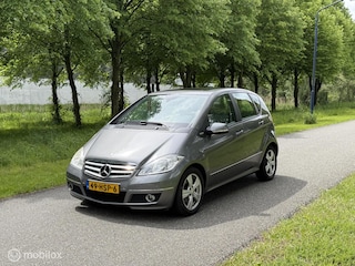 Mercedes-Benz A-klasse 200 Avantgarde*AUTOMAAT*PARKEERSENSOREN*CRUISE