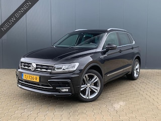 Volkswagen Tiguan 1.4 TSI 4Motion Highline Business R|ACC|Pano|Trekhaak
