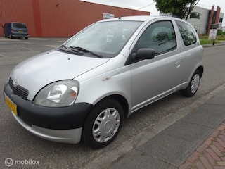 Toyota Yaris 1.0-16V VVT-i Terra APK 20-06-2027!!
