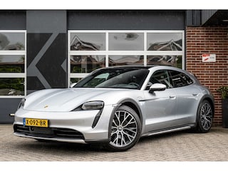 Porsche Taycan 4S 93 kWh | Panorama | Luchtvering | Bose | 360° | Head-Up | 18 V. Seats | ACC | 20' inch |