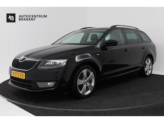 Skoda Octavia Combi 1.0 TSI Greentech Style Business (NAVIGATIE, STOELVERWARMING, PARKEERSENSOREN)