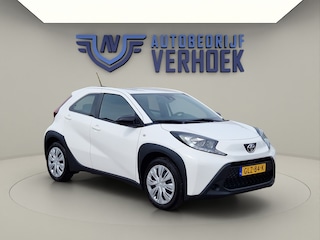 Toyota Aygo 1.0 VVT-i MT Play NL Auto - Groot Scherm - Carplay