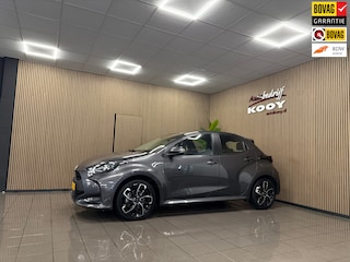 Toyota Yaris 1.5 Hybrid Comfort * Navigatie / Camera / 17" LM Velgen / Dealer onderhouden *
