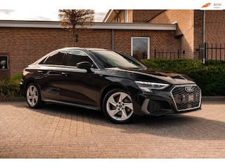 Audi A3 Limousine 30 TFSI S Edition 110 PK Aut. 2x S-Line Pano LED Matrix Trekhaak 17''