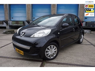 Peugeot 107 1.0-12V Urban Move