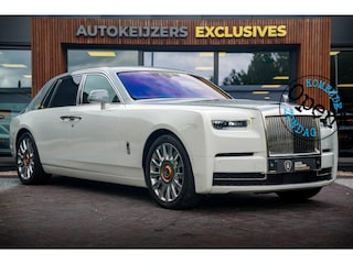 Rolls-Royce Phantom 6.7 V12 Starlight Headliner Rear Theatre Individual Rear Seats 22-Inch Polished Wheels
