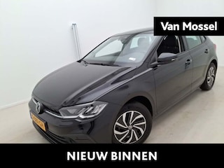 Volkswagen Polo 1.0 TSI Life Business 95 PK| Origineel Nederlands | 1e Eigenaar | Navigatie | Stoelverwarming | Parkeersensoren | Climatronic | Digitale Cockpit | 15 Inch Velgen