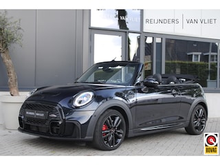 Mini Mini/Cabrio/Clubman/Countryman S Cabriolet 2.0 Cooper | Leder | MINI Yours lak | Rear View Cam. | Harman Kardon | Stuur/Stoelen Verwarmd | JCW Sportuitlaat |