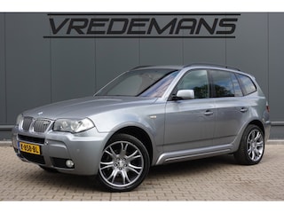 BMW X3 3.0d LEDER/PANO/NAVI