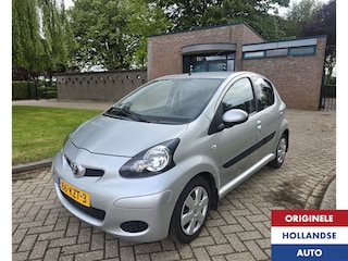 Toyota Aygo 1.0-12V Automaat 1e Eigenaar inclusief Carplay!