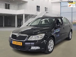 Skoda Octavia 1.4 TSI Ambition Business Line|NAVI|PSENSOR|TREKHAAK|CRUISE|AIRCO