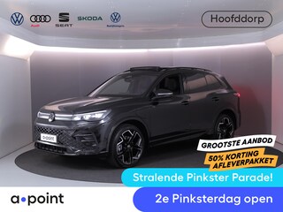 Volkswagen Tiguan 1.5 eHybrid R-Line Edition 272 pk Automaat (DSG) | Verlengde garantie | Navigatie | Panoramadak | Trekhaak (wegklapbaar) | Parkeersensoren (Park assist) | Rondomzicht camera| Lederen bekleding | Stoelverwarming v/a | R-Line |