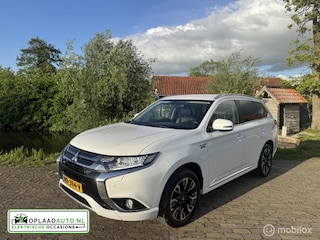 Mitsubishi Outlander 2.0 PHEV | Stoelverw | Camera | Trekhaak