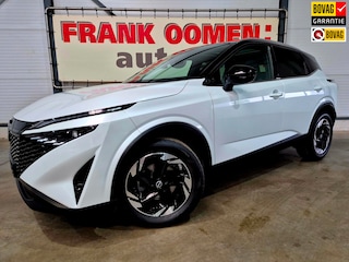 Nissan Qashqai 1.3 MHEV 158PK Xtronic Business Premium + Panorama|HU display|Verw. stuur/voorraam/stoelen|360Camera|Sfeerverl.
