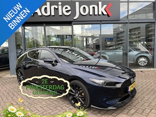 Mazda 3 2.0 e-SkyActiv-X M Hybrid 186 Luxury I-ACTIVE SENSE PACK | SUNROOF PACK | AERO PACK | LEDER | Bose AUDIO | 360gr CAMERA | 35.217km | GARANTIE 1/2029 | NED. AUTO | 1e EIGENAAR |